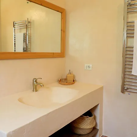 בית נופש Jasmine Sol Retreat Delvine