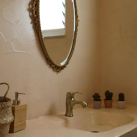 Jasmine Sol Retreat בית נופש