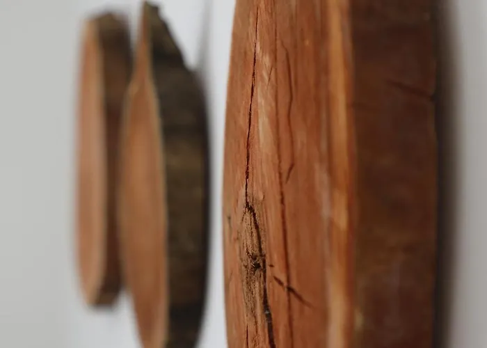 Jasmine Sol Retreat * Delvine