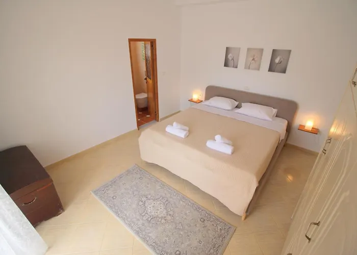 Jasmine Sol Retreat